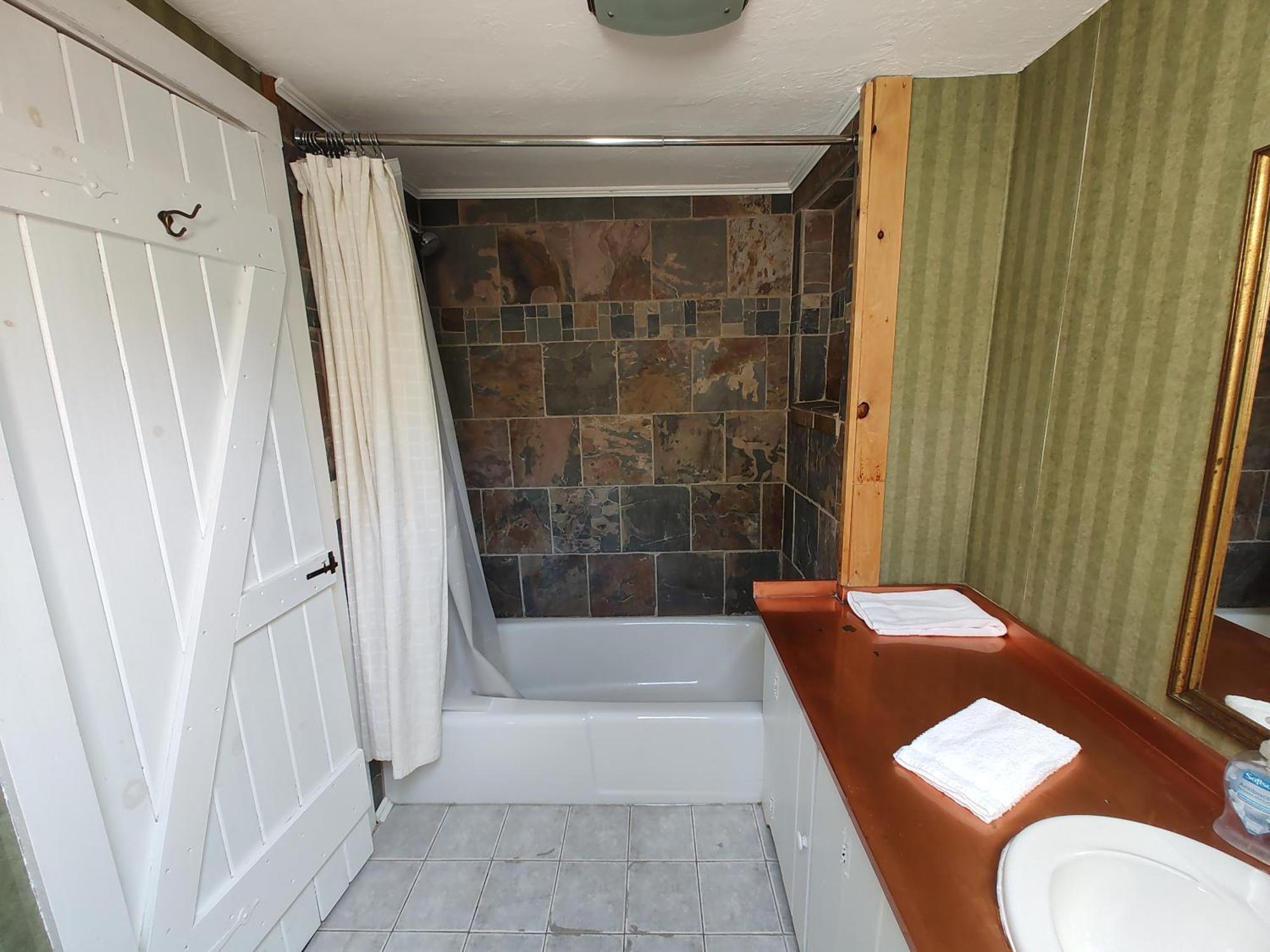Doveberry Inn Западен Доувър Екстериор снимка